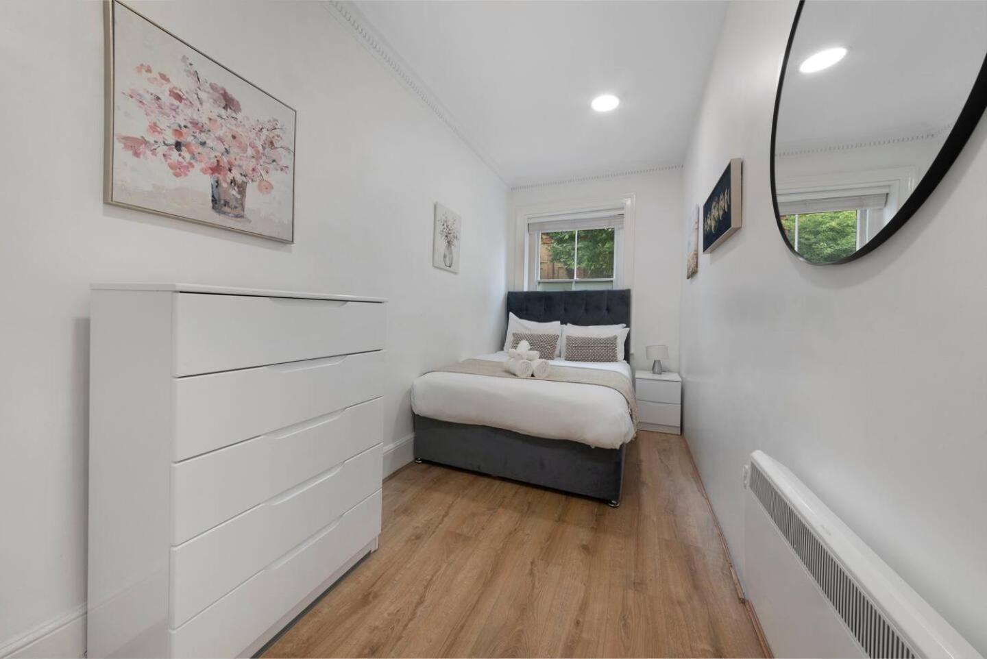 2 Bed Piccadilly Apartment 3 ลอนดอน ภายนอก รูปภาพ